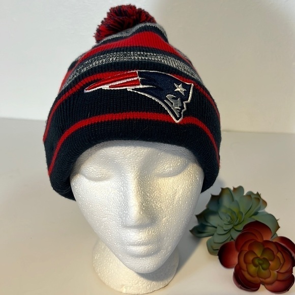 NFL New Era New England Patriots Beanie - Picture 8 of 11